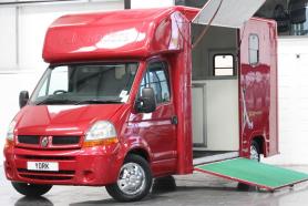 Alexanders York Renault 3.5 tonne