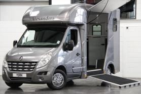 Alexanders 3.5 tonne horsebox