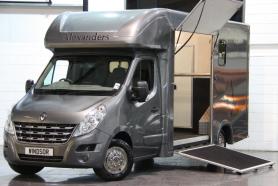 Alexanders Windsor 3.5T Renault Grey