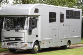 JM Iveco 7.5 tonne 3 stall horsebox 1800kg payload