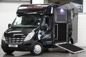 Malborough Hunter Renault 3.5T 2 stall